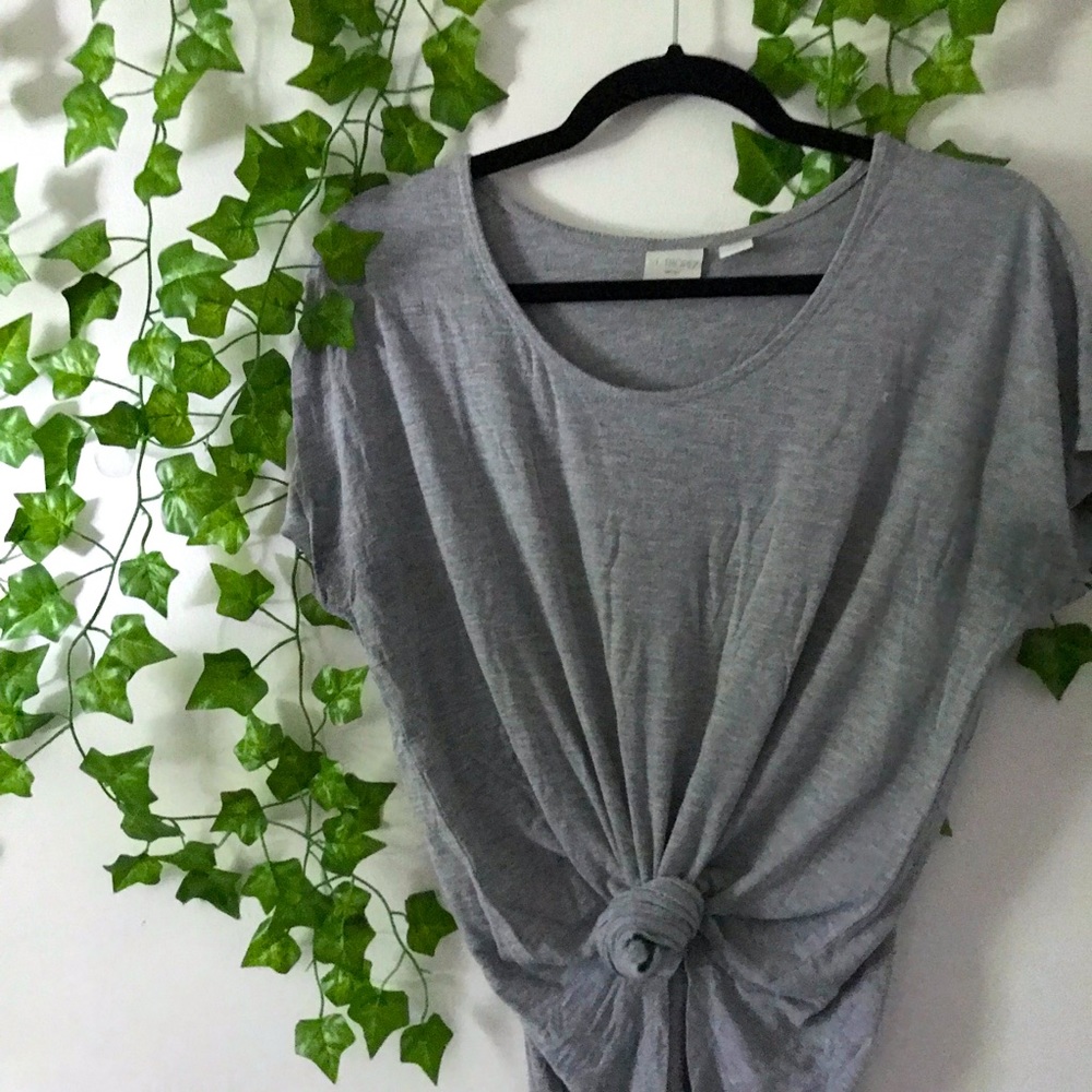 Gray Scoop Neck Short Sleeve Shirt